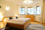 1. Schlafzimmer Appartement Schmidt in Bergheim bei Salzburg